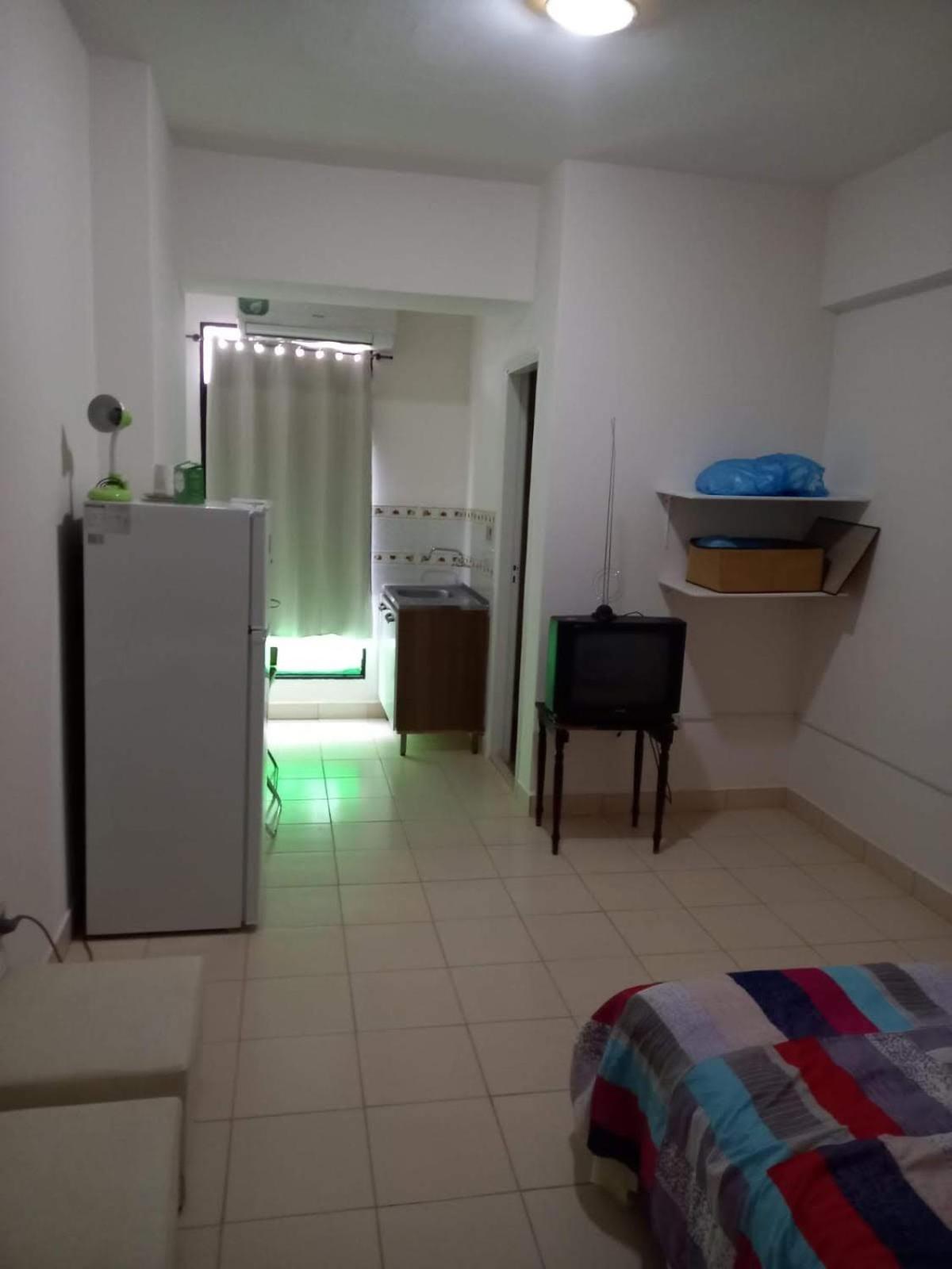 Estudio En El Centro De Asunción Esterno foto