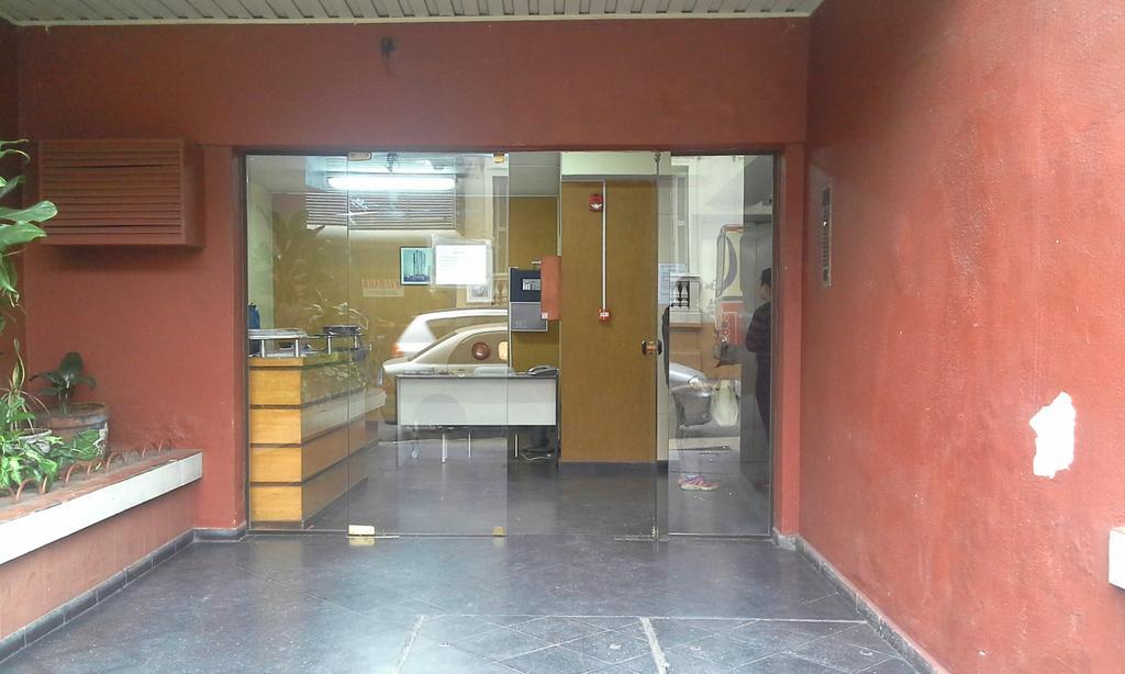 Estudio En El Centro De Asunción Esterno foto